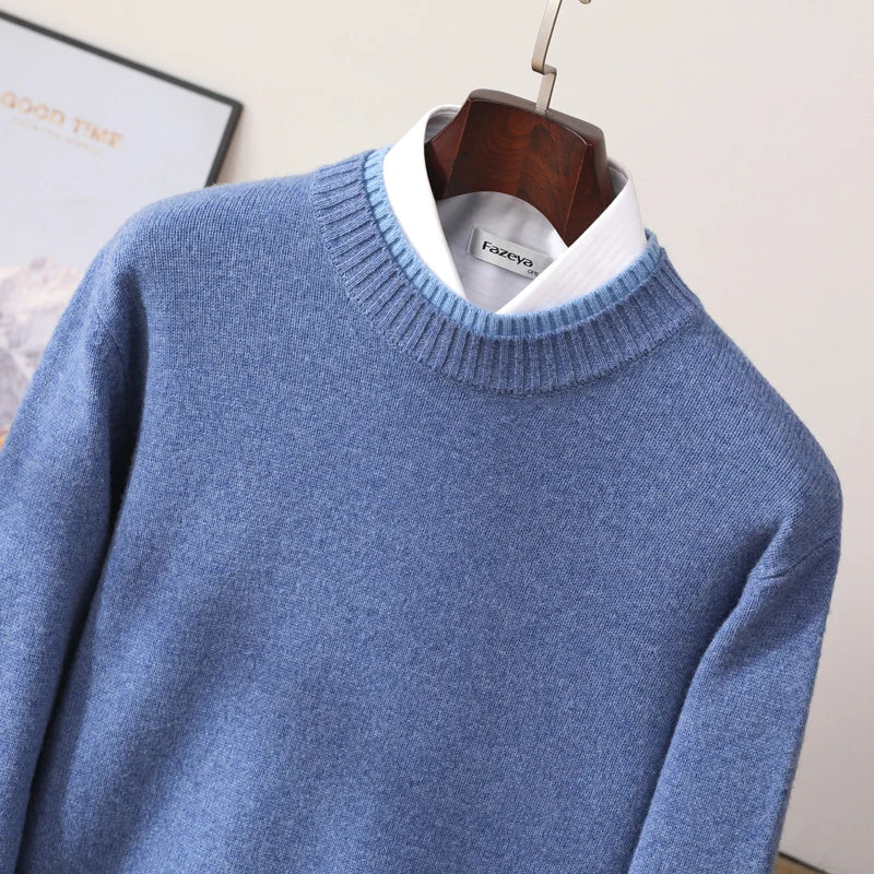 Thickened 100% pure wool men's semi-high neck autumn and winter new contrast bottoming sweater business warm coat.
